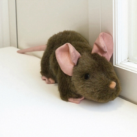 Peluche de rat réaliste avec détails délicats d'oreilles et de queue roses, peau moelleuse, peluche sûre, décoration mignonne pour la maison, jouet interactif pour tous les âges
