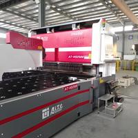Centre de cintrage automatique flexible de panneaux en acier inoxydable et en acier au carbone avec moteur pour usine de fabrication directe