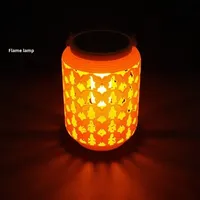 Lampe d'éclairage LED portable d'extérieur Lustre à flamme chaude avec motif papillon pour décoration de cour Lampe solaire de camping