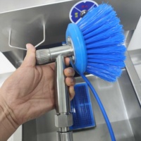 Laveuse de chaussures industrielle compacte, nettoyeur manuel de semelles et de tiges avec boîtier en acier inoxydable pour le contrôle de l'hygiène en usine