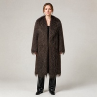 Nouvelle Arrivée Hiver – Poncho Long Vintage en Fausse Fourrure à Pompons pour Femme, Idéal pour l'Export