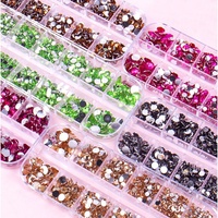 Accessoires de nail art en ABS à 12 compartiments, strass en résine à fond plat scintillants pour vêtements, mugs et décoration d'ongles DIY