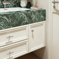 Ensemble de meubles de salle de bain modernes en marbre vert tendance 2026, armoire de salle de bain blanche, fabrication OEM ODM sur mesure