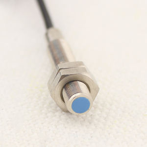 KJT-M6.5A-Z-NKNHPKPH/KJT-M6.5T-Z-NKNHPKPH 誘導型近接センサー M6 1mm <span class=keywords><strong>2</strong></span>/<span class=keywords><strong>3</strong></span>線式 PNP/NPN IP67 10-30VDC シールド付き LED - Product Image 1