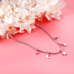 Collar con Colgante de Estrella y Luna de Diamantes, Diseño Nuevo 2022, Joyería Popular de Acero Inoxidable, Chapado en Oro de 18k - Product Image 2