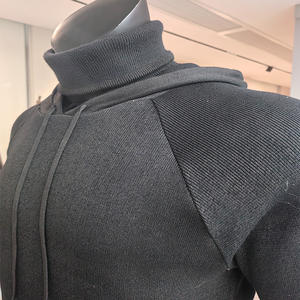 قميص رجالي أنيق مقاوم للقطع والطعن بأكمام طويلة وغطاء للرأس مع حماية للوجه من الشمس، أسود اللون، متوافق مع معيار En388 المستوى 5 - Product Image 4