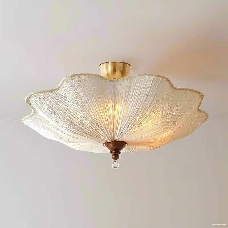 French-style Vintage LED Iron Surface Mounted Bedroom Ceiling Lamp New High-end Retro Living Room Shell Lamp Eye-protecting