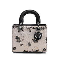 Sac à main pour femme Unique Black Rose avec motif floral noir, sac à bandoulière avec quincaillerie argentée, mode de luxe pour le quotidien et les soirées