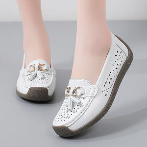 Mocassins Loafers Tendance pour <span class=keywords><strong>Femme</strong></span> 2025 Chaussures d'Été pour <span class=keywords><strong>Femme</strong></span> Nouvelle Collection Grande <span class=keywords><strong>Taille</strong></span> Polyvalents et Élégants pour Maman - Product Image 3