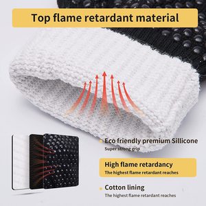 Heat Resistant Dotted BBQ Oven Gloves Flame Retardant Aramid Deyan Fiber with <b>Silicone</b> Printed Cotton Lining - Product Image 4