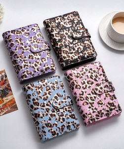 Agenda A6 in Pelle Testurizzata Leopardata con 6 Anelli, Organizer per Denaro, Planner con Fogli Staccabili e Buste per Contanti - Product Image 4
