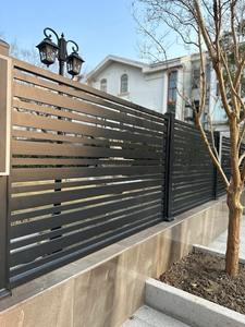 Sıcak satış açık çit ızgara ahşap plastik kapı ile dayanıklı ve şık trafik bariyeri - Product Image 5