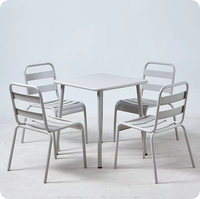 Mesa de Comedor Moderna Cuadrada de Metal con Recubrimiento en Polvo, Resistente a la Intemperie, para Jardín, Patio, Villa, Parque, Restaurante