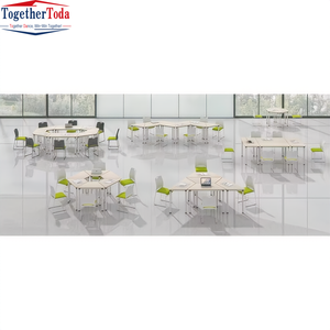 Bureau scolaire individuel moderne en métal sur mesure, léger et écologique, forme trapézoïdale - Product Image 4