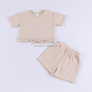 Set <span class=keywords><strong>corti</strong></span> per bambini e <span class=keywords><strong>pantaloncini</strong></span> Casual con Logo personalizzato 2 pezzi di abbigliamento per bambini e bambine - Product Image 2