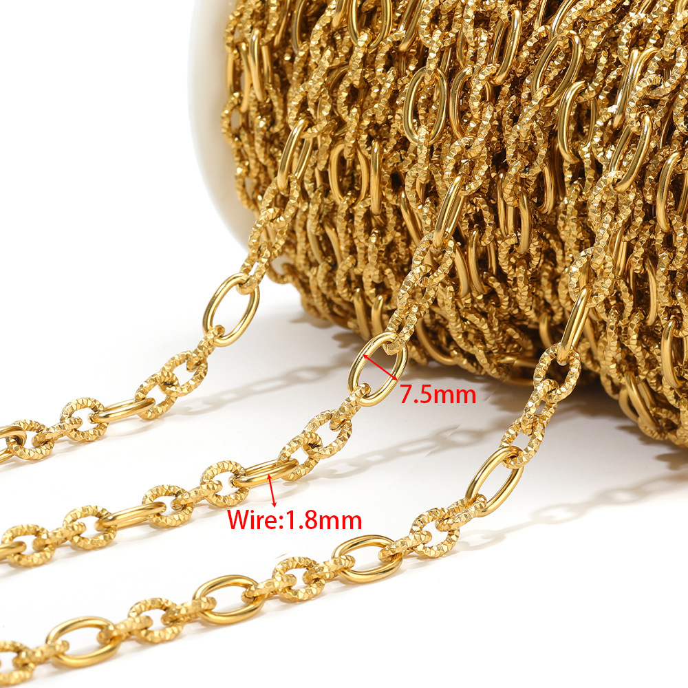 1.8mm Wire Diameter 7.5mm Wide 3:1 Batch Flower Cross Chain Gold