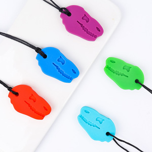 Collar Sensorial de Silicona con Colgante de Cráneo de Dinosaurio T-<span class=keywords><strong>Rex</strong></span> para Niños con Autismo y TDAH, Seguro para la Dentición, con Cierre de Seguridad, Joyería Colorida - Product Image 1
