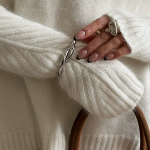 Suéter de cuello alto, estilo europeo y americano, otoño-invierno 2026, nuevo suéter blanco de punto, holgado e informal para mujer - Product Image 4