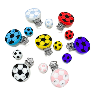 Perles en silicone de qualité alimentaire en forme de ballon de football certifiées CE/EN71/CPSIA/AU pour la fabrication de chaînes de sucettes, bracelets, colliers, porte-clés pour bébés - Product Image 5