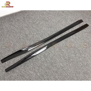 สเกิร์ตข้างคาร์บอนไฟเบอร์แบบเปียกสไตล์ V สำหรับ Nissan GTR R35 ปี 2017-2020 ชุดแต่งสเกิร์ตข้างคาร์บอนสำหรับรถยนต์ อะไหล่ตกแต่งรถยนต์ - Product Image 2