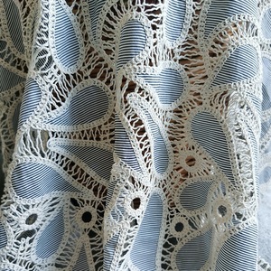 <span class=keywords><strong>Tissu</strong></span> en dentelle crochetée à base de coton <span class=keywords><strong>rayé</strong></span> <span class=keywords><strong>bleu</strong></span> <span class=keywords><strong>et</strong></span> <span class=keywords><strong>blanc</strong></span> 323 g/m², dentelle ajourée en forme de goutte pour vêtements, décoration intérieure <span class=keywords><strong>et</strong></span> artisanat DIY - Product Image 3