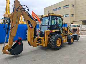 รถตักล้อยางตีนตะขาบ Caterpillar 426F มือสอง รถขุดตักดิน น้ำหนักบรรทุก 8 ตัน กำลังปั๊ม 70 กิโลวัตต์ น้ำหนักตัวเครื่อง 11 ตัน - Product Image 4
