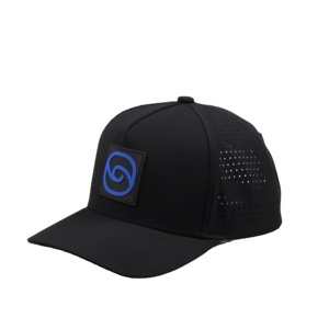 Casquette de baseball OEM personnalisée en gros à 5 panneaux avec logo en caoutchouc PVC, casquette perforée imperméable découpée au laser, casquette de sport haute performance pour papa - Product Image 1