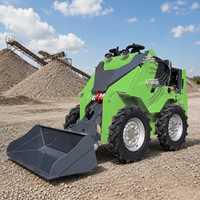 Nouveau modèle de chargeuse compacte LAWNIO avec pneus ou chenilles en option et valve multifonction pour les opérations agricoles