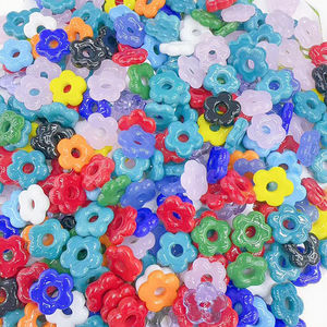 Cuentas de Vidrio Rojas Transparentes con Forma de Flor Vintage de 16 mm, Cuentas Sueltas con Orificio Grande para Manualidades Creativas, Accesorios de Joyería - Product Image 3