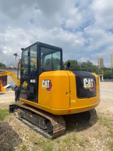 รถขุดตีนตะขาบขนาดเล็ก CAT 305.5E2 มือสองใช้งานน้อย น้ำหนัก 5 ตัน พร้อมอุปกรณ์ตักดิน สำหรับงานขุดฐานรากในสถานที่ก่อสร้าง - Product Image 2
