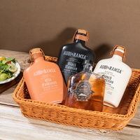 Bouteille de whisky en céramique de verre plat de luxe personnalisée de 350ml bouteilles d'alcool rechargeables avec cachetage en cuir et dessus en liège