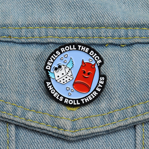 Diavoli Dnd angeli spille in smalto dadi gioco citazioni spille risvolto gioielli regalo per amici da tavolo - Product Image 1