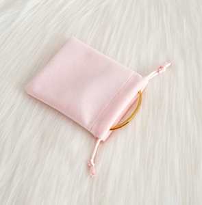 Custom Gift Jewelry <b>Packaging</b> <b>Bag</b> Velvet Drawstring Dust Pouch Custom Gift Colors Luxury Recyclable Velvet <b>Bags</b> - Product Image 6