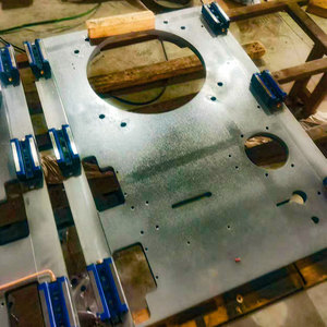 Rail de sol réglable haute capacité, adapté à divers types de robots de soudage laser, offrant une grande stabilité - Product Image 2
