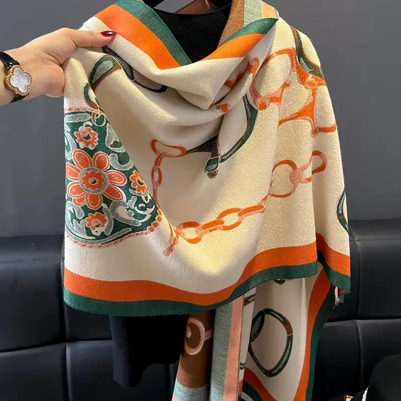 Ausländische Mode Farbe gewebte Khaki Imitation Kaschmir Schal für Frauen Herbst alles lange Herbst Oberbekleidung Schal Hals