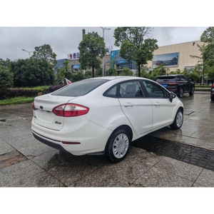 <span class=keywords><strong>Ford</strong></span> <span class=keywords><strong>Fiesta</strong></span> 4 portes berline 1.5L MT 2013 d'<span class=keywords><strong>occasion</strong></span> fiable à <span class=keywords><strong>prix</strong></span> abordable, en bon état, conduite à gauche, essence, pour exportation en gros vers l'Afrique - Product Image 5