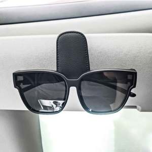 Clip de lunettes de soleil en cuir PU pour voiture, support de carte créatif multifonctionnel à fixation magnétique stable et pratique pour pare-soleil - Product Image 2