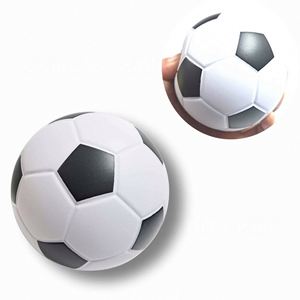 Ballon de football en mousse PU de 10 cm, souple, compressible, grande taille 4'', jouet anti-stress pour le sport - Product Image 4
