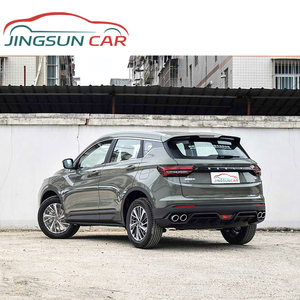Prix pas cher Geely Binyue petit SUV voiture à essence 5 vitesses manuelle voiture d'<span class=keywords><strong>occasion</strong></span> 1.5L 126 chevaux L4 <span class=keywords><strong>voitures</strong></span> SUV d'<span class=keywords><strong>occasion</strong></span> - Product Image 6