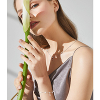 Collier ras du cou tendance en argent sterling 925 avec pendentif trèfle à quatre feuilles en moissanite pour femme - Meilleure vente