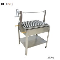 Modèle populaire 2024 Barbecue argentin en briques réfractaires avec grille de cuisson réglable, Grills Gaucho, Barbecue Santa Maria