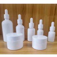 Vente Flash : Flacons d'huile essentielle ronds blancs de 5 ml, 30 ml, 50 ml en gros avec bouchon compte-gouttes pour flacon de lotion cosmétique