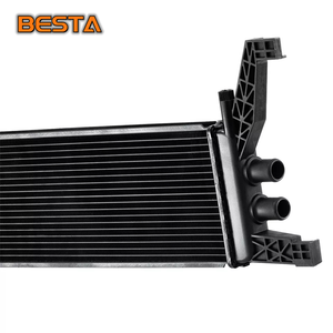 Accessoires de voitures pour Maserati Ghibli Quattroporte Levante <span class=keywords><strong>Radiateur</strong></span> de haute qualité Réservoir d'eau auxiliaire OEM 670009821 - Product Image 5