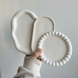 Juego de 3 Moldes de Silicona para Bandejas - Moldes de Silicona Fáciles de Usar para Vaciado de Yeso - Perfectos para Manualidades Creativas de Decoración del Hogar - Product Image 1