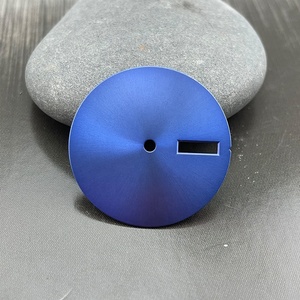 Prix d'usine SKX007 Cadran bleu soleil 28,5 mm pour montre, faible MOQ, double pied, mouvement NH35/36, en laiton - Product Image 3