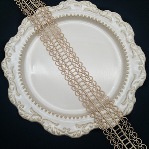Ribete de Encaje Bordado Floral Vintage de Lujo Dorado - Poliéster Soluble en Agua para Decoración del Hogar y Ropa - Product Image 5
