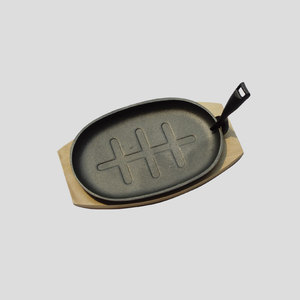 <span class=keywords><strong>Plat</strong></span> <span class=keywords><strong>de</strong></span> service en fonte pré-assaisonné <span class=keywords><strong>de</strong></span> qualité alimentaire avec support en bois, idéal pour les plats chauds et les repas brûlants - Product Image 5