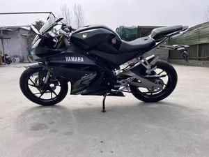 Motocyclettes de sport Yamaha 250cc à essence d'occasion pour adultes – Motos de course et Streetbikes pour adultes - Product Image 4