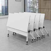 Tables et chaises de conférence modernes en MDF pour bureaux commerciaux - Conception pliable et librement combinable en forme de barre pour la formation