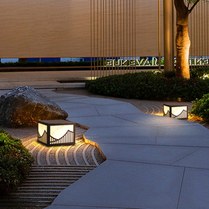 โคมไฟเสาพลังงานแสงอาทิตย์สไตล์จีนกลางแจ้งกันน้ำสวนลานประตูโคมไฟติดผนัง - Product Image 5